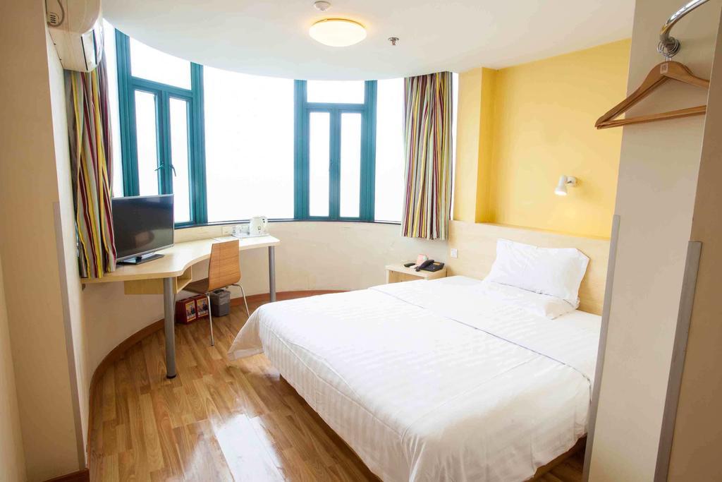 7Days Inn Huaian Chengde North Road Darunfa Хуайань Номер фото