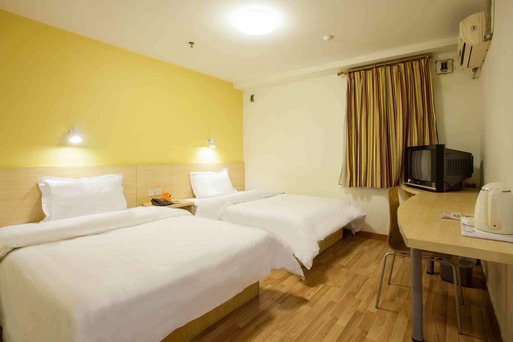 7Days Inn Huaian Chengde North Road Darunfa Хуайань Номер фото
